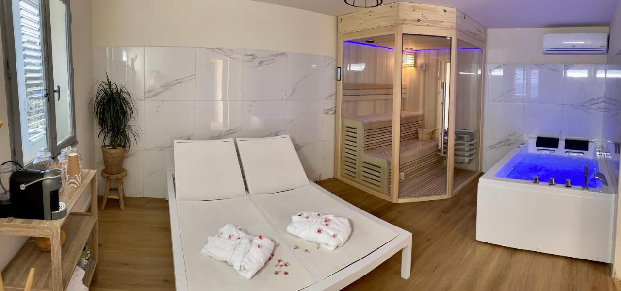 Hotel Calavita Rooftop & Spa San-Martino-di-Lota 외부 사진