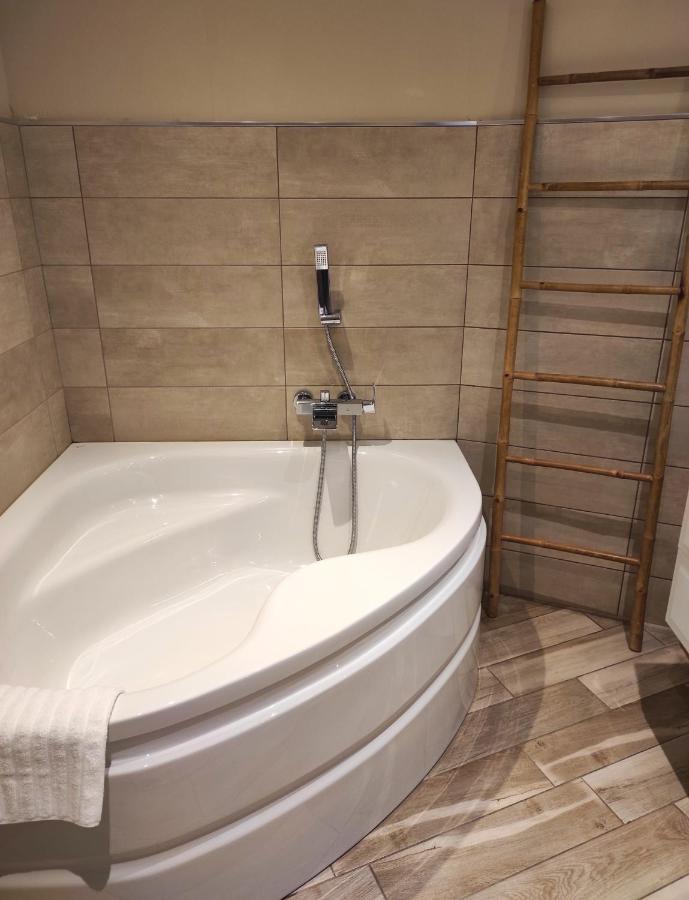 Hotel Calavita Rooftop & Spa San-Martino-di-Lota 외부 사진