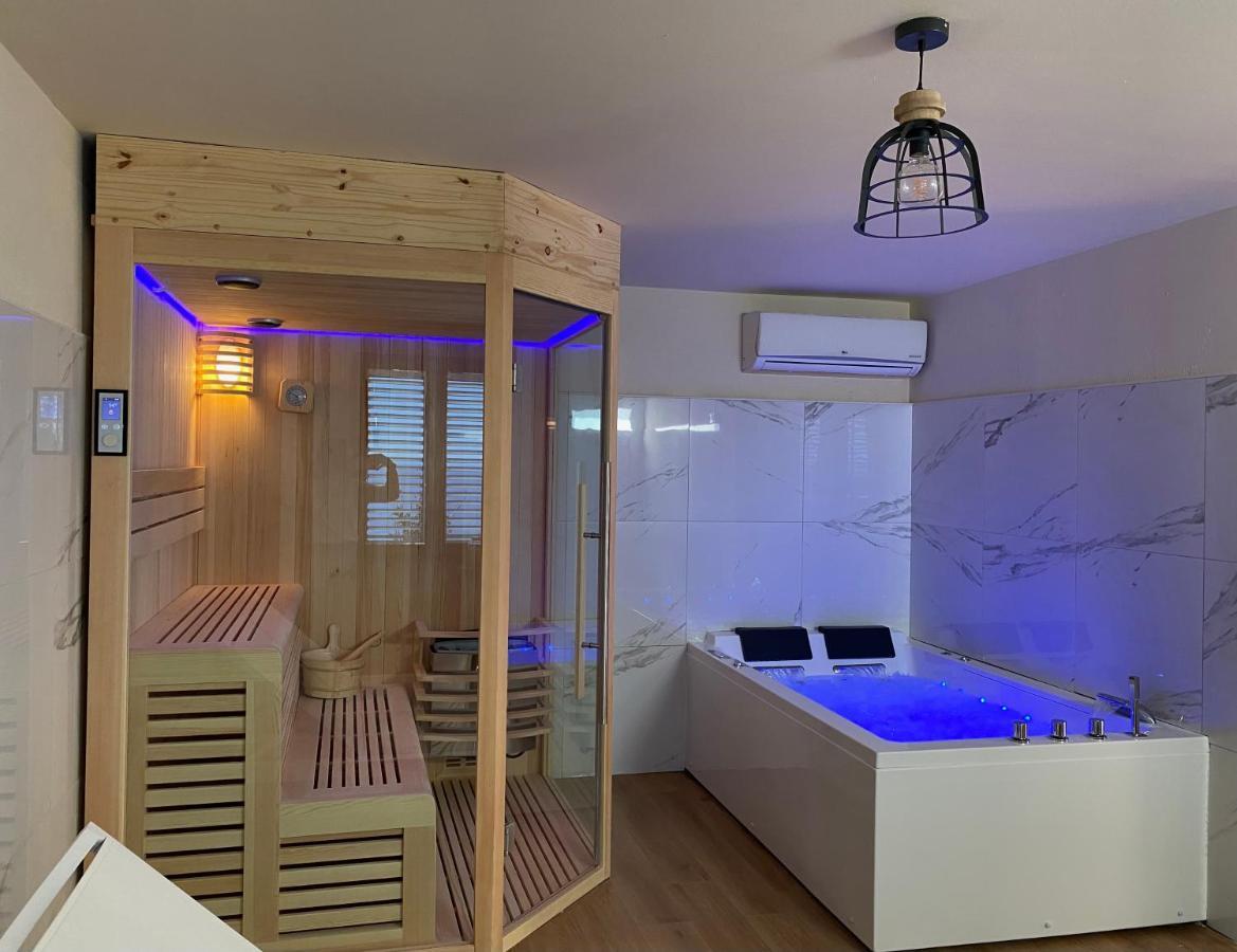Hotel Calavita Rooftop & Spa San-Martino-di-Lota 외부 사진